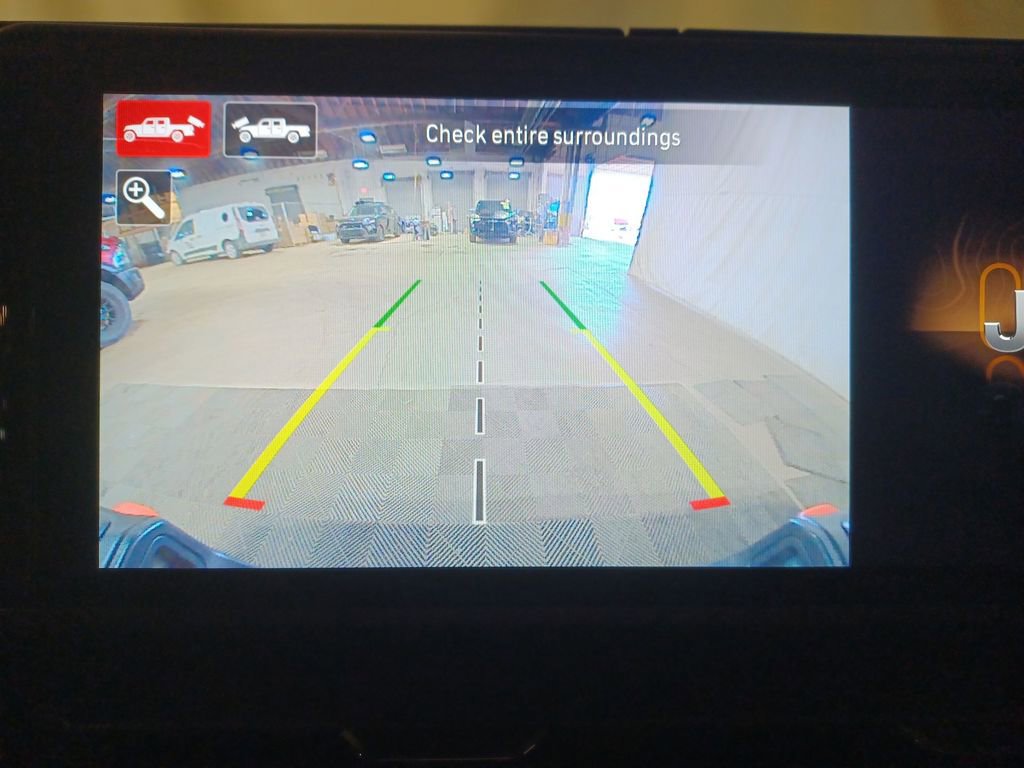 Used 2024 Jeep Gladiator Mojave image 23