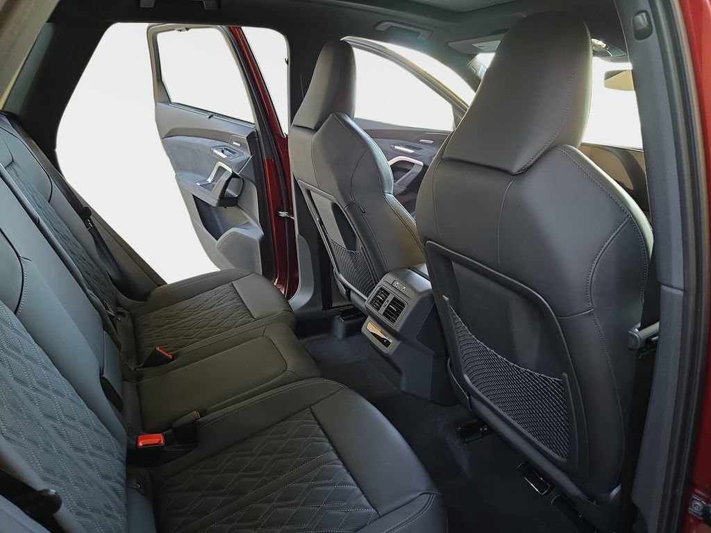 New 2026 Audi SQ5 Prestige AWD/4WD image 11