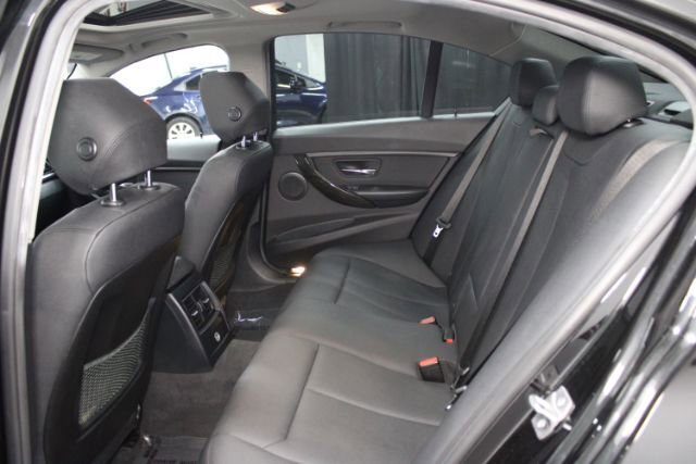 Used 2018 BMW 320i Sedan RWD image 20