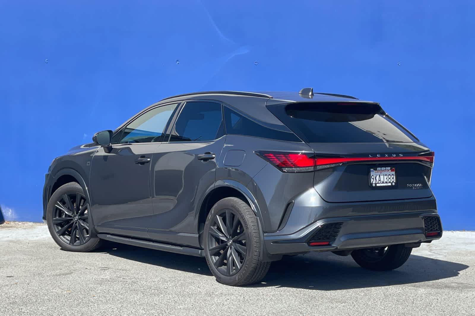 Used 2024 Lexus RX 500h F Sport w/ Convenience Package AWD/4WD image 3