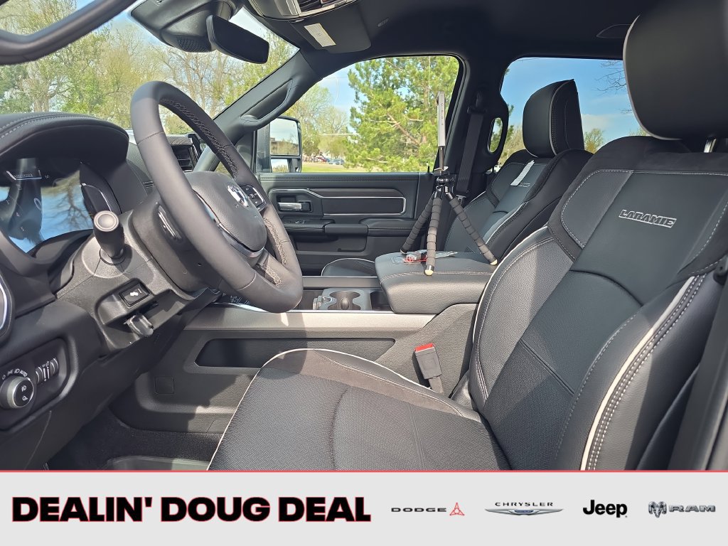 New 2026 RAM 2500 Laramie w/ Night Edition AWD/4WD image 9