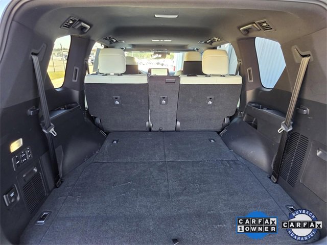 Used 2023 Lexus LX 600 4WD w/ Luxury Package image 16