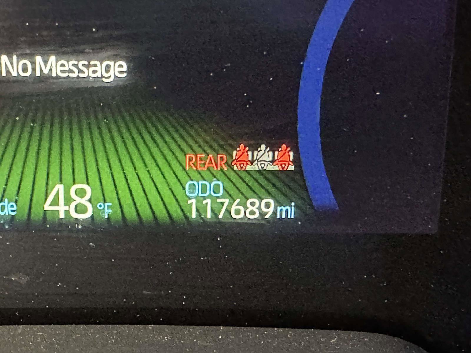 Used 2021 Toyota Corolla LE w/ Carpet Mat Package (TMS) FWD image 29