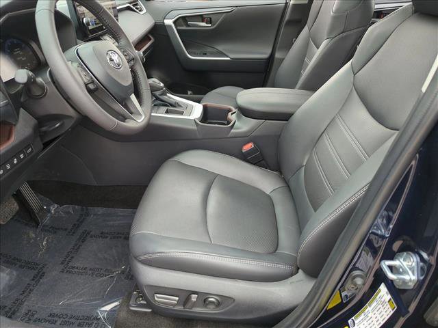 Certified 2025 Toyota RAV4 Limited w/ Advanced Technology Package image 16