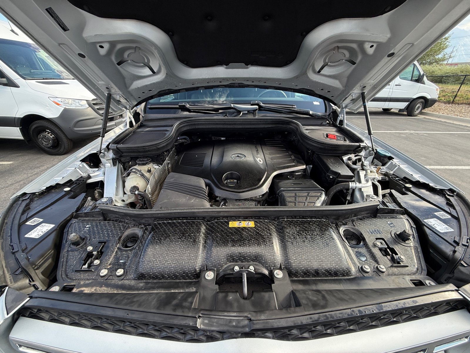 Used 2020 Mercedes-Benz GLS 450 4MATIC image 21