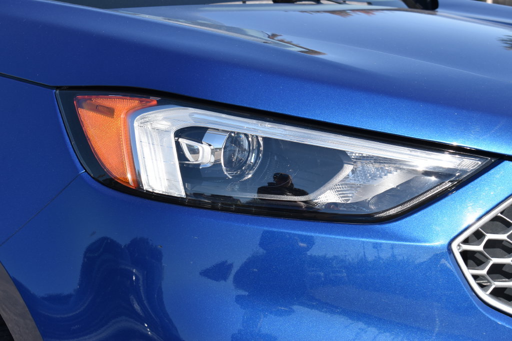 Certified 2024 Ford Edge SEL w/ Convenience Package AWD/4WD image 4