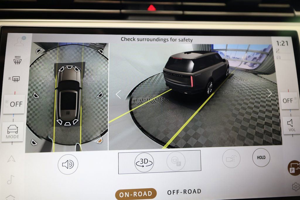 Used 2025 Land Rover Range Rover SE image 29