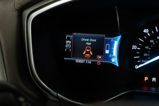 Used 2018 Ford Fusion Energi Platinum image 29