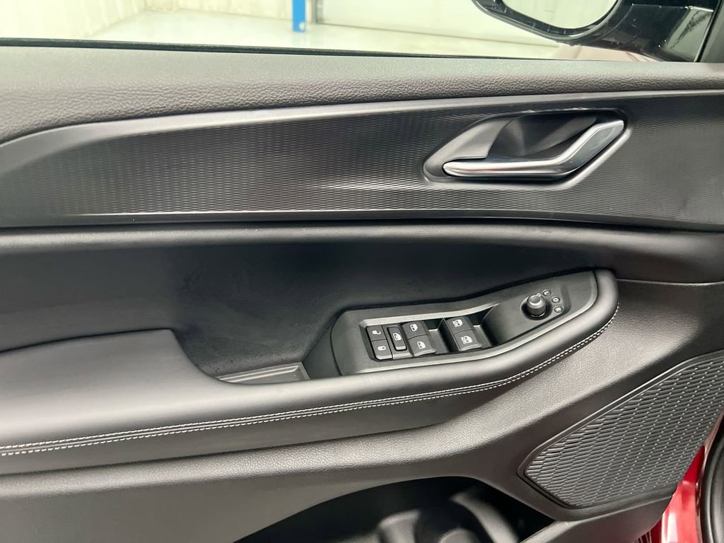 New 2025 Jeep Grand Cherokee L Laredo image 20