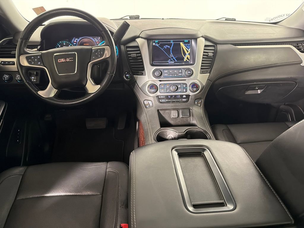Used 2019 GMC Yukon SLT w/ Graphite Performance Edition AWD/4WD image 26