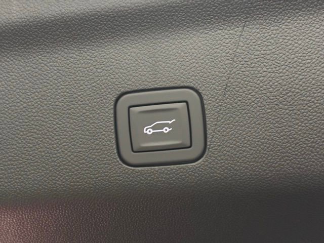 New 2026 GMC Yukon XL Elevation image 15