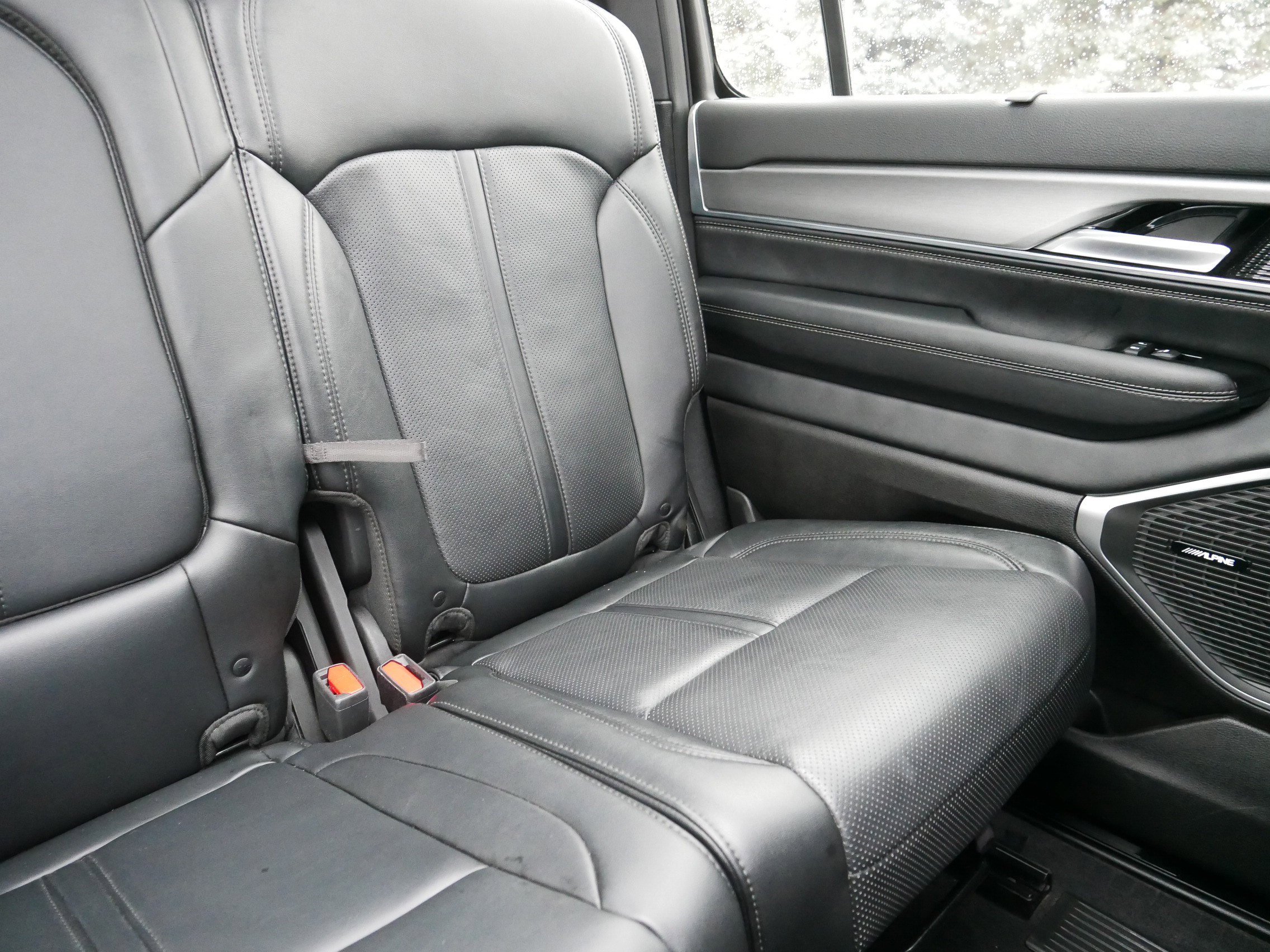 Certified 2024 Jeep Wagoneer Series II w/ Convenience Group I image 14