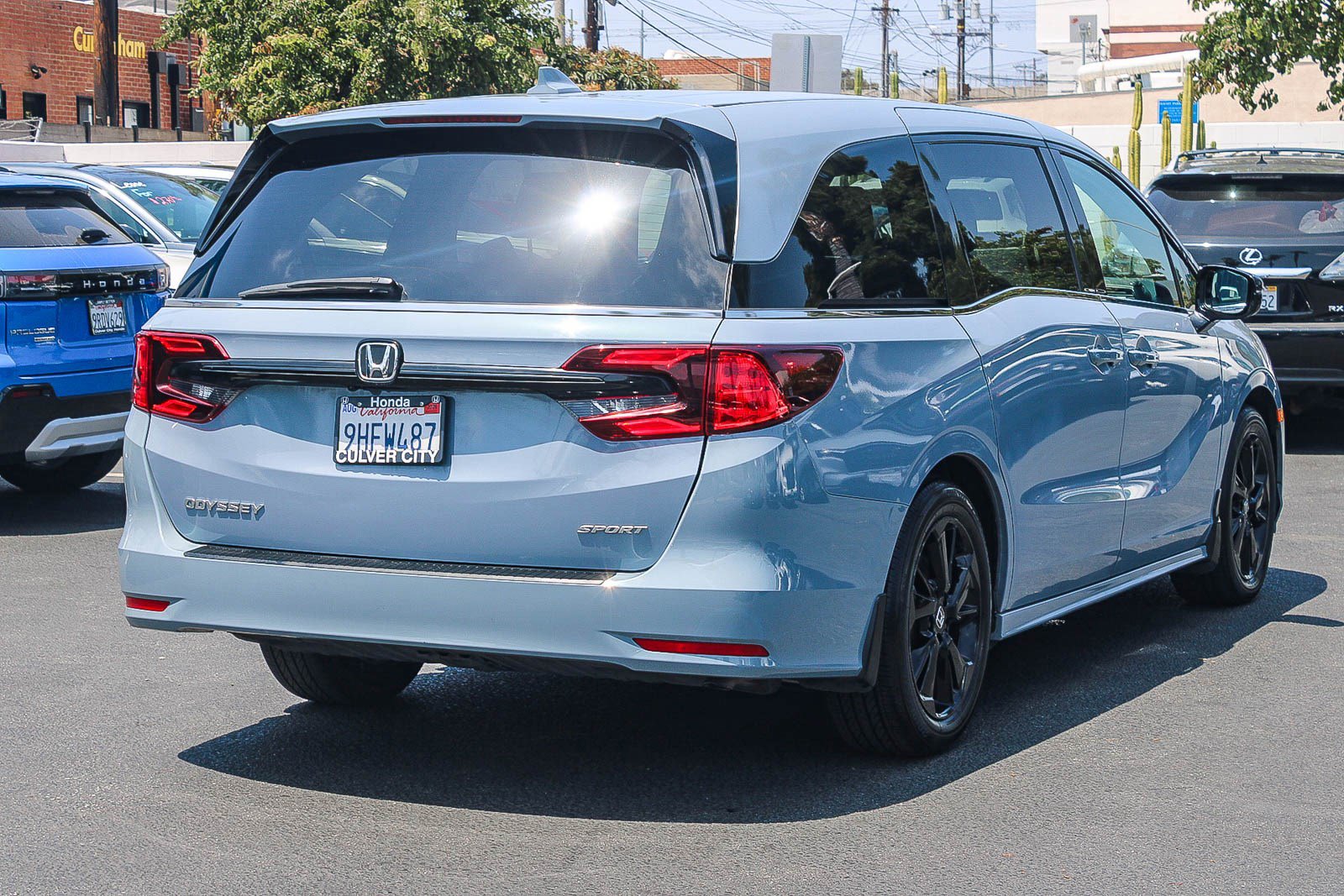Used 2023 Honda Odyssey Sport image 9