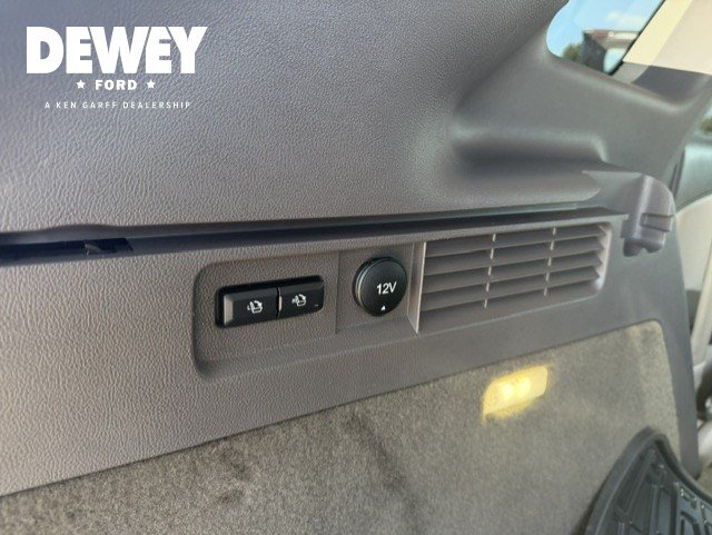 Used 2016 Lincoln MKX Select w/ Select Plus Package FWD image 31