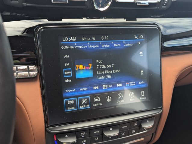 Used 2019 Maserati Quattroporte GTS GranLusso image 5