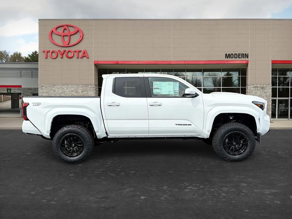 New 2026 Toyota Tacoma TRD Sport AWD/4WD image 8