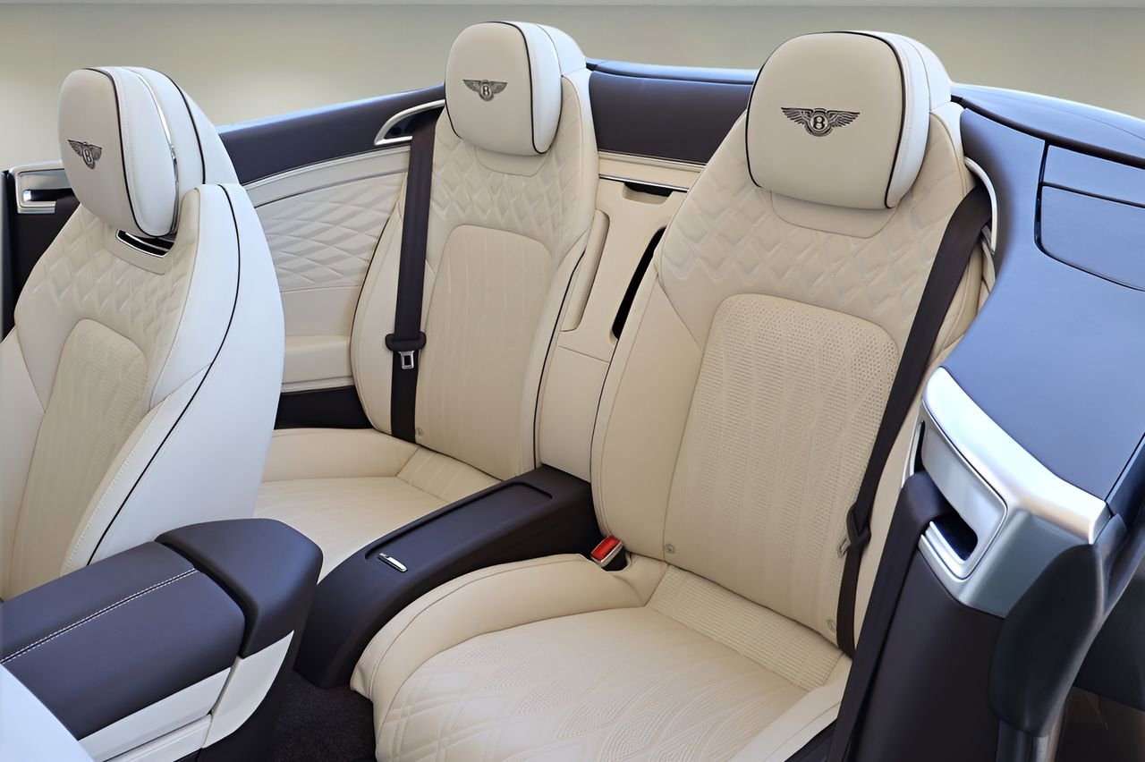 New 2026 Bentley Continental GTC AWD/4WD image 12