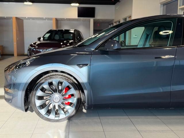 Used 2023 Tesla Model Y Performance AWD/4WD image 8