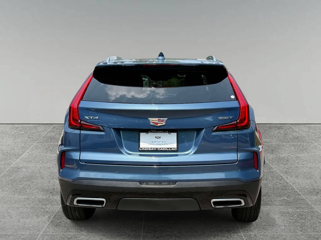 Used 2025 Cadillac XT4 Premium Luxury FWD image 11
