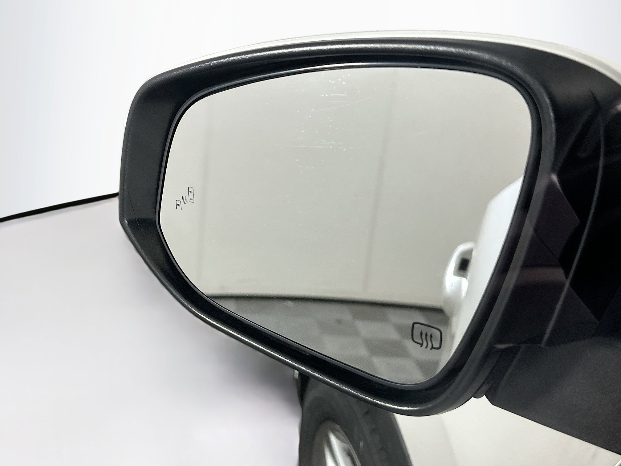 Used 2019 Toyota Highlander Limited FWD image 16