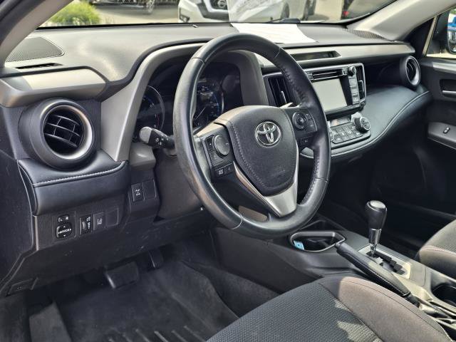Used 2018 Toyota RAV4 XLE w/ Plus Extra Value Package AWD/4WD image 18