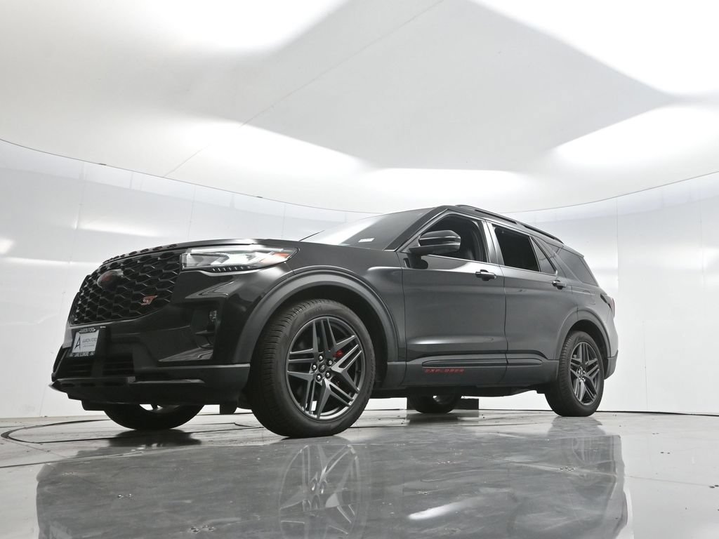 Used 2025 Ford Explorer ST AWD/4WD image 56