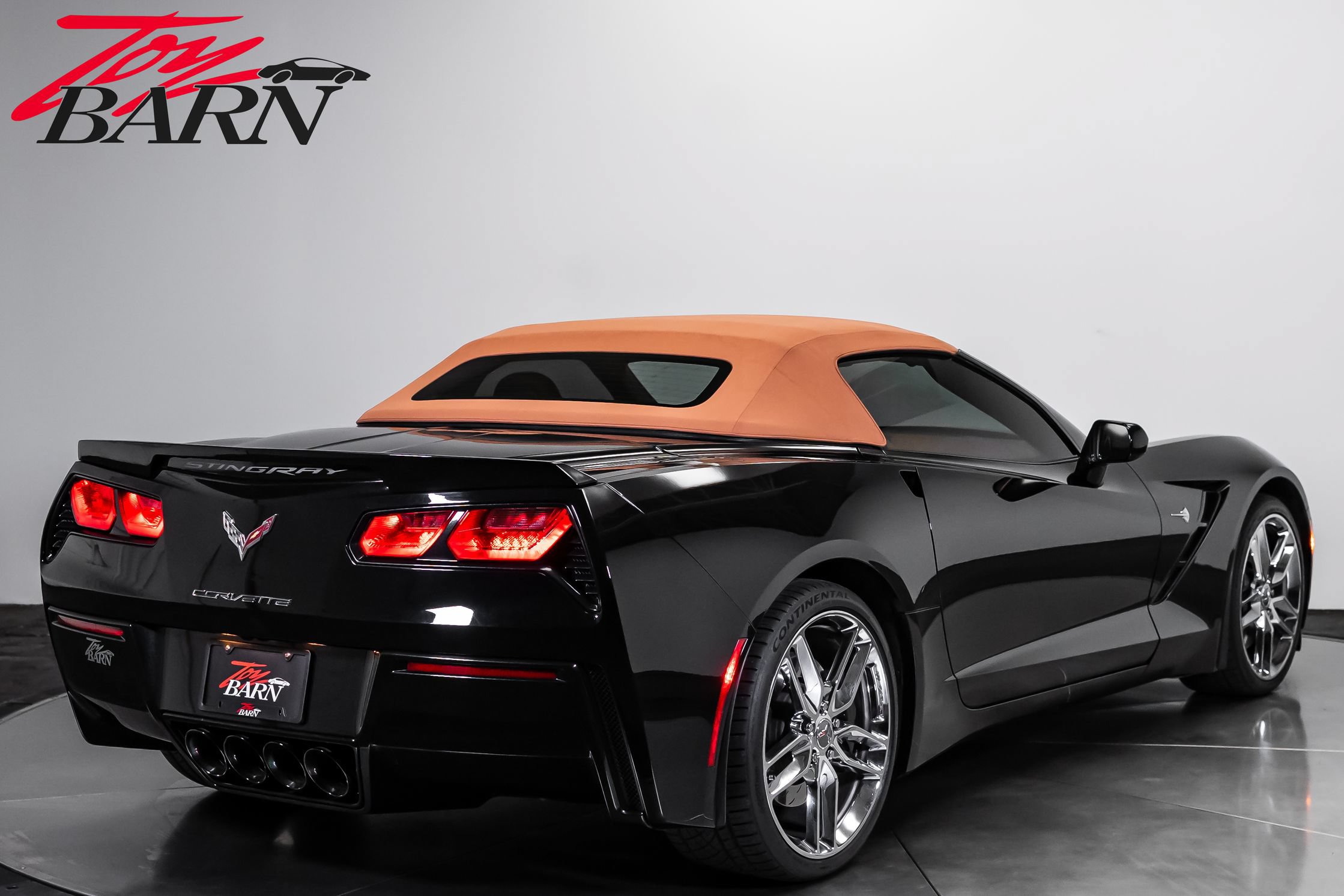 Used 2014 Chevrolet Corvette Stingray Convertible w/ 2LT Preferred Equipment Group RWD image 13