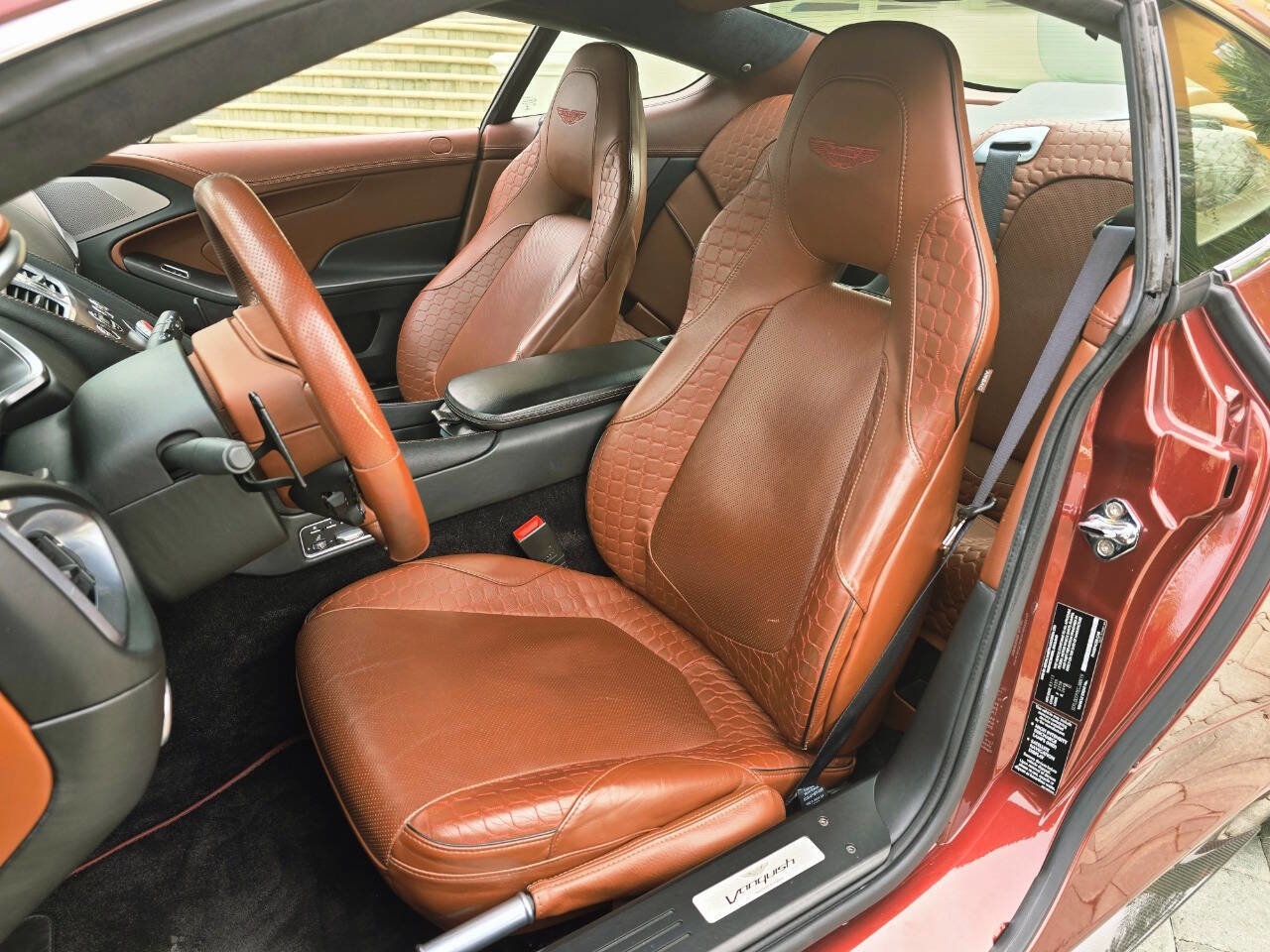 Used 2014 Aston Martin Vanquish Base 2dr Coupe image 71