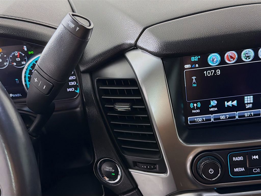 Used 2019 Chevrolet Suburban Premier w/ Premier Plus Edition AWD/4WD image 21