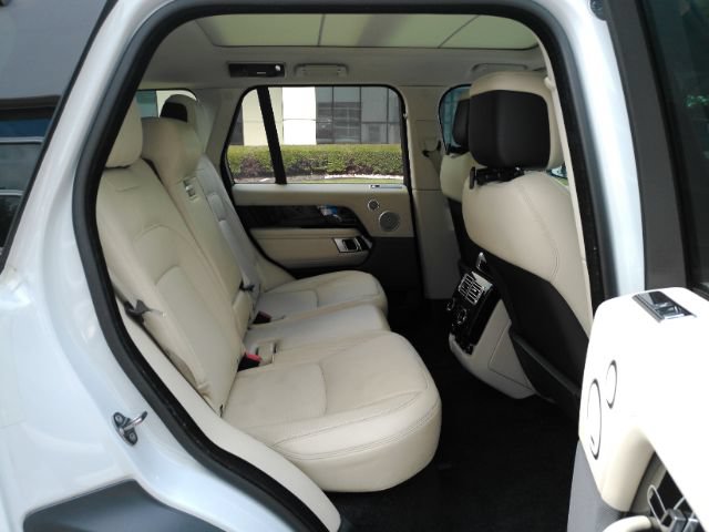 Used 2021 Land Rover Range Rover HSE AWD/4WD image 29