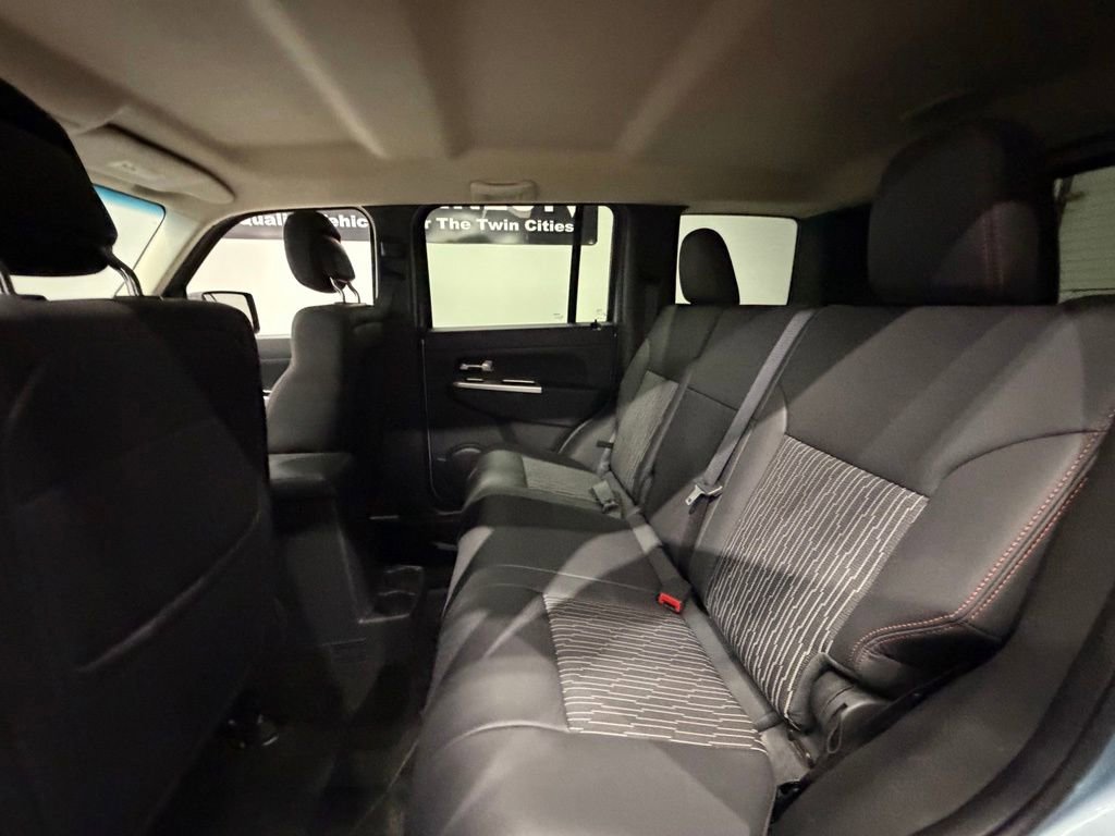 Used 2012 Jeep Liberty Arctic AWD/4WD image 24