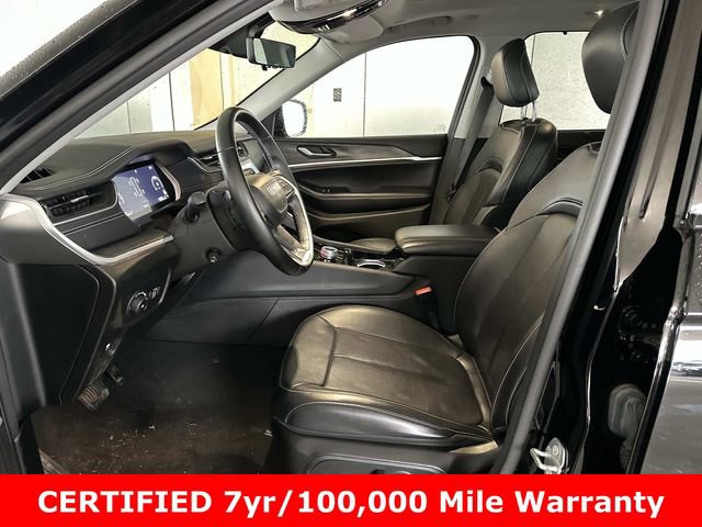 Used 2022 Jeep Grand Cherokee Limited w/ Luxury Tech Group II image 18