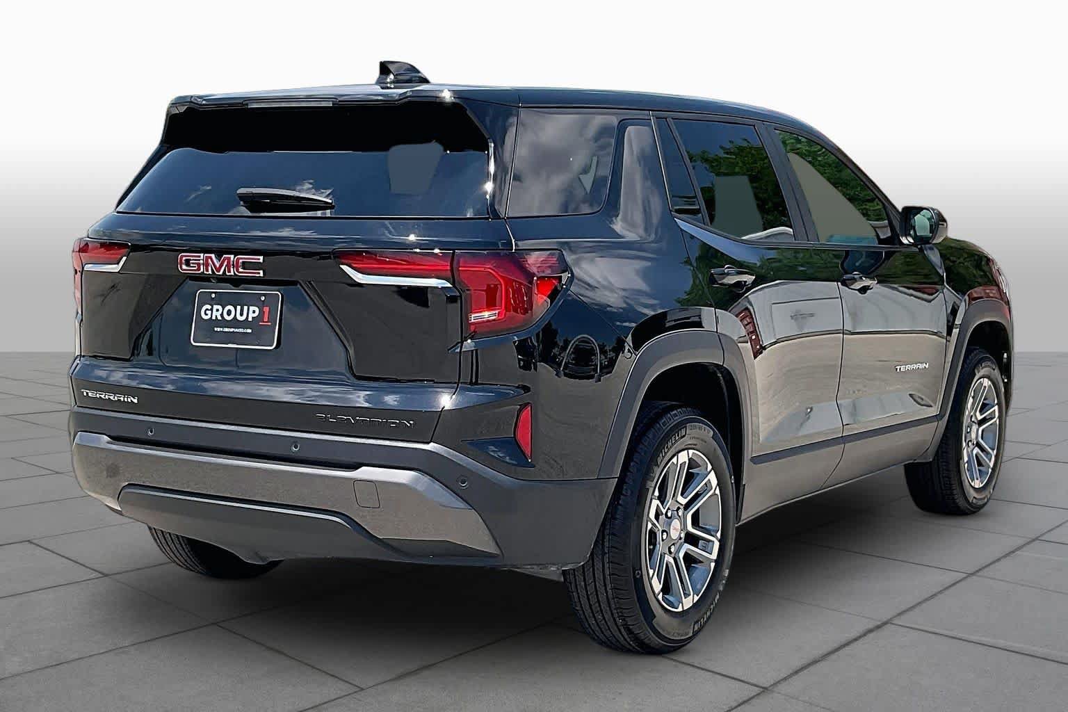 Certified 2026 GMC Terrain Elevation FWD image 13
