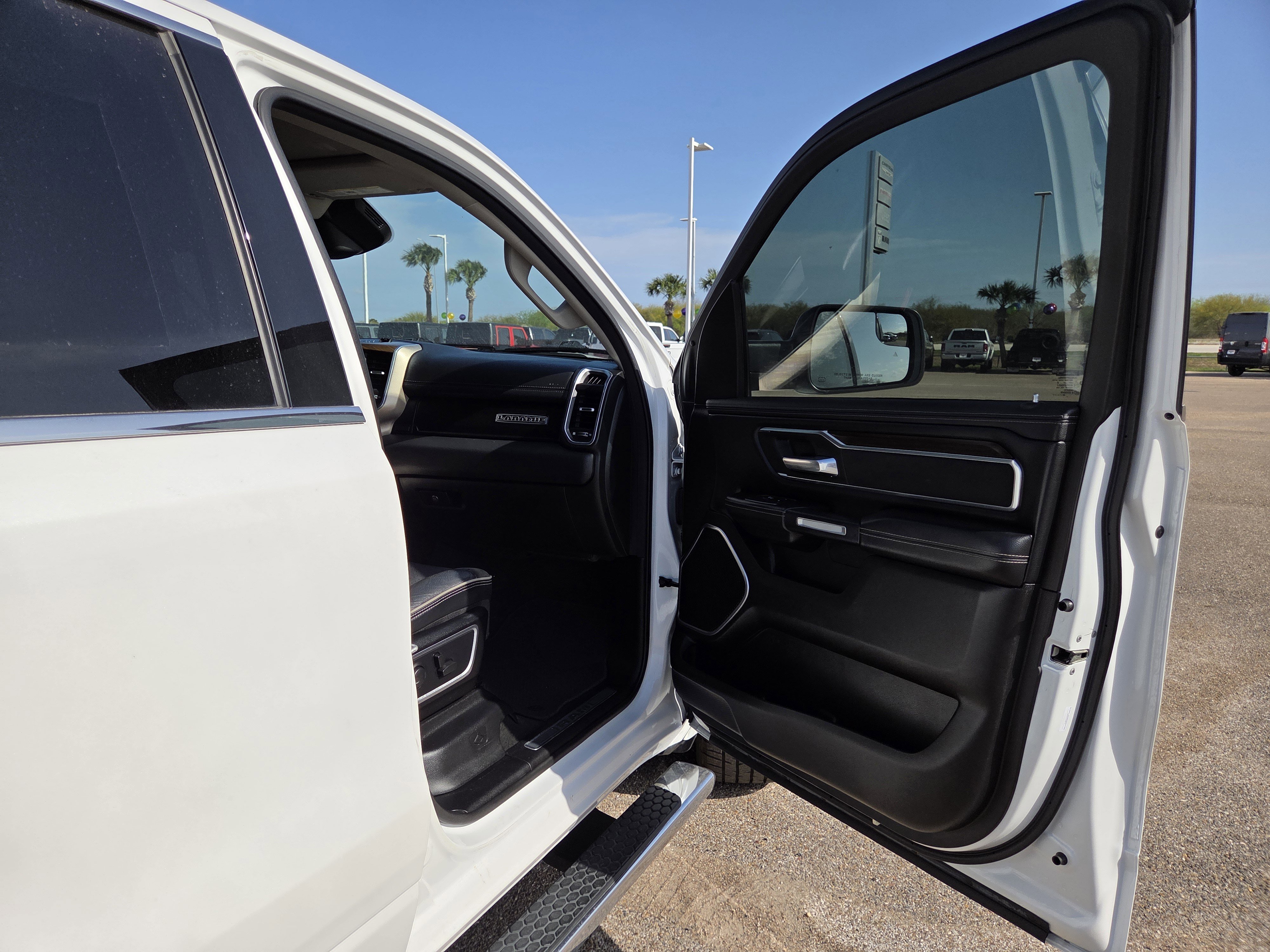 Used 2022 RAM 1500 Laramie image 19