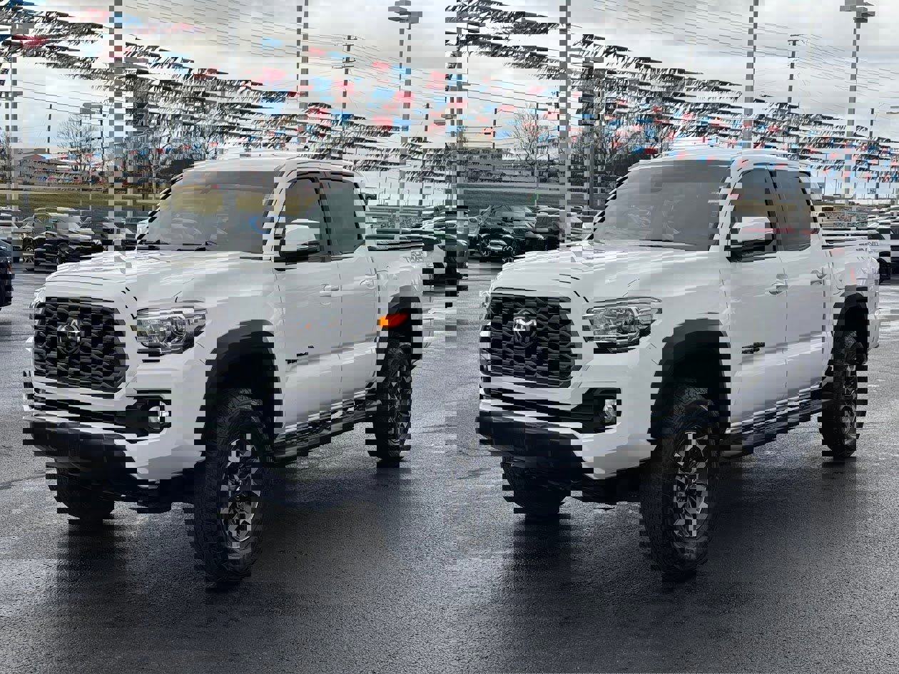 Used 2021 Toyota Tacoma TRD Off-Road w/ Technology Package image 1