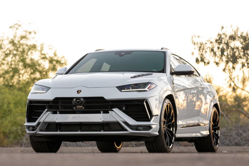Used 2023 Lamborghini Urus S AWD/4WD image 4