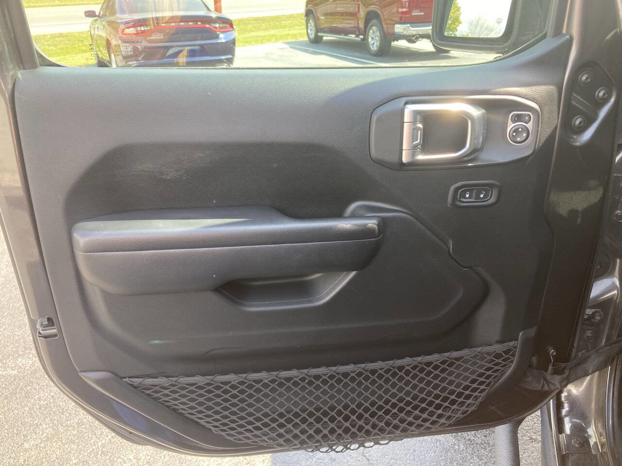 Used 2018 Jeep Wrangler Unlimited Sport S image 12