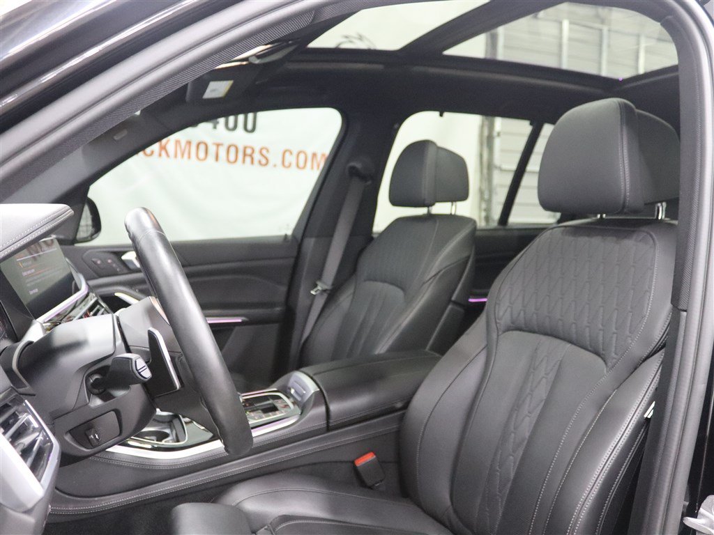 Used 2020 BMW X5 M50i w/ Executive Package AWD/4WD image 15