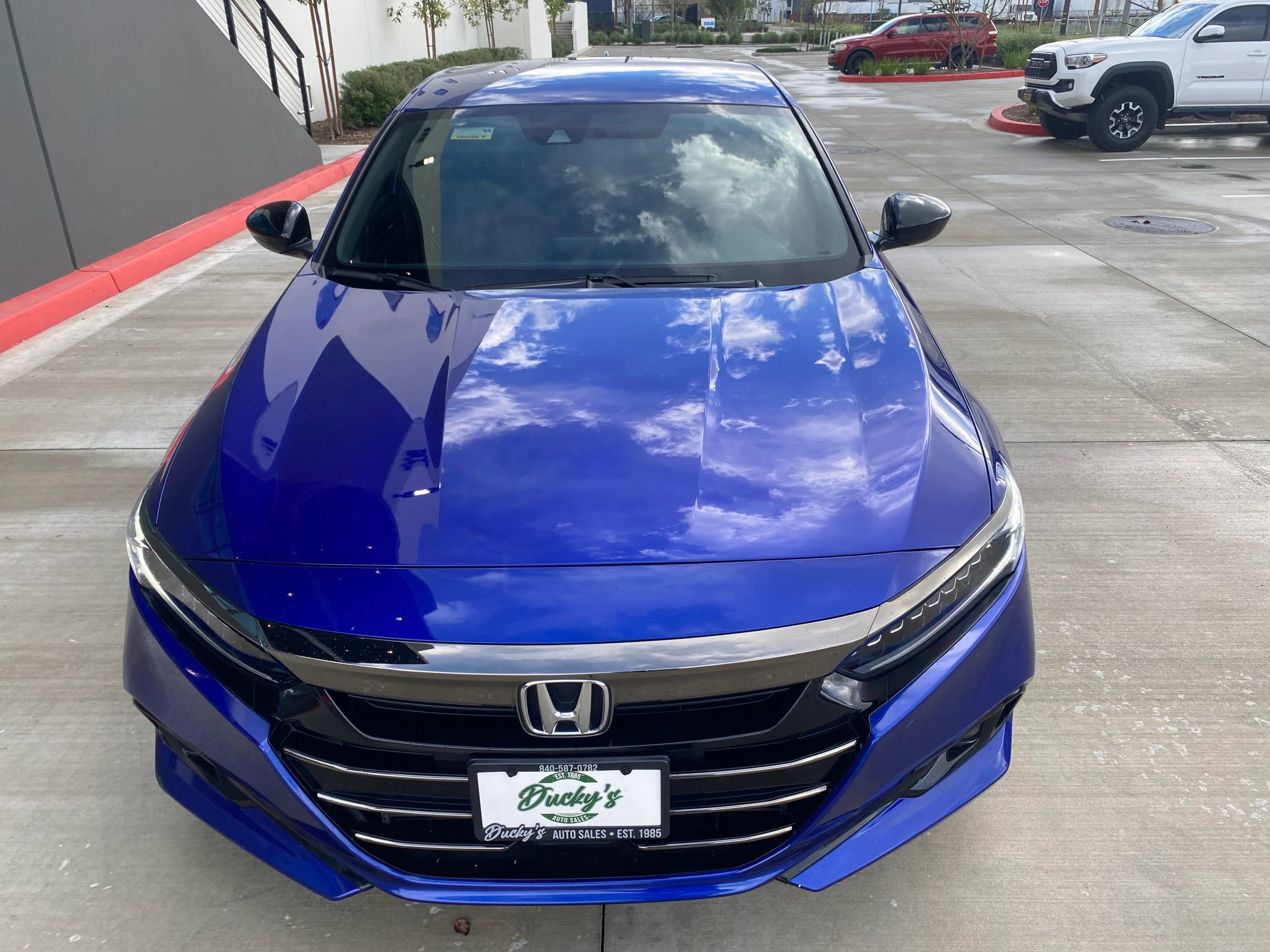 Used 2022 Honda Accord Sport image 4