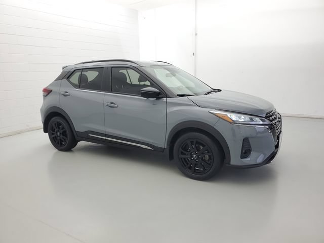 Used 2024 Nissan Kicks SR FWD image 4