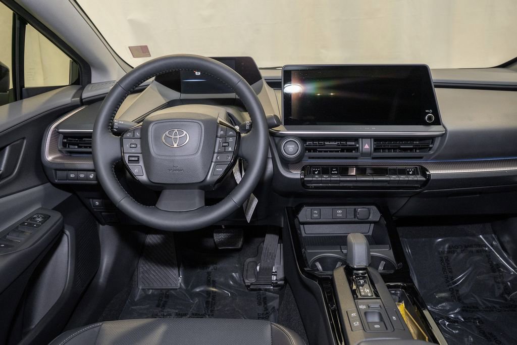 Used 2026 Toyota Prius XLE image 6