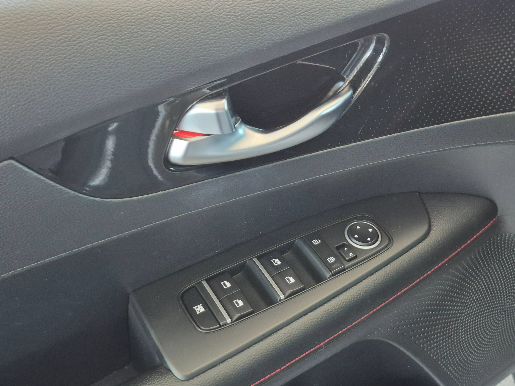 Used 2022 Kia Forte GT w/ GT2 Package FWD image 9