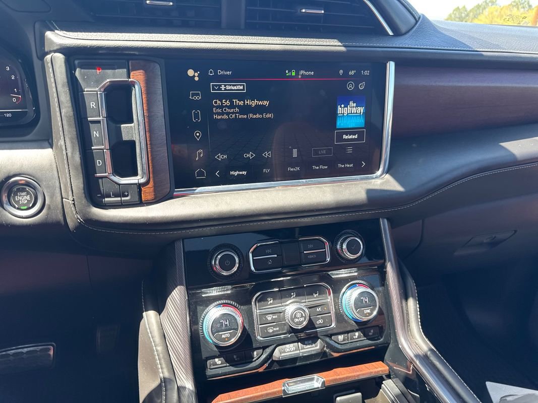 Used 2023 GMC Yukon Denali Ultimate image 5