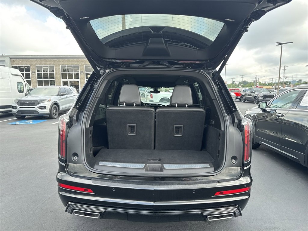 Used 2024 Cadillac XT6 Sport w/ Technology Package image 31