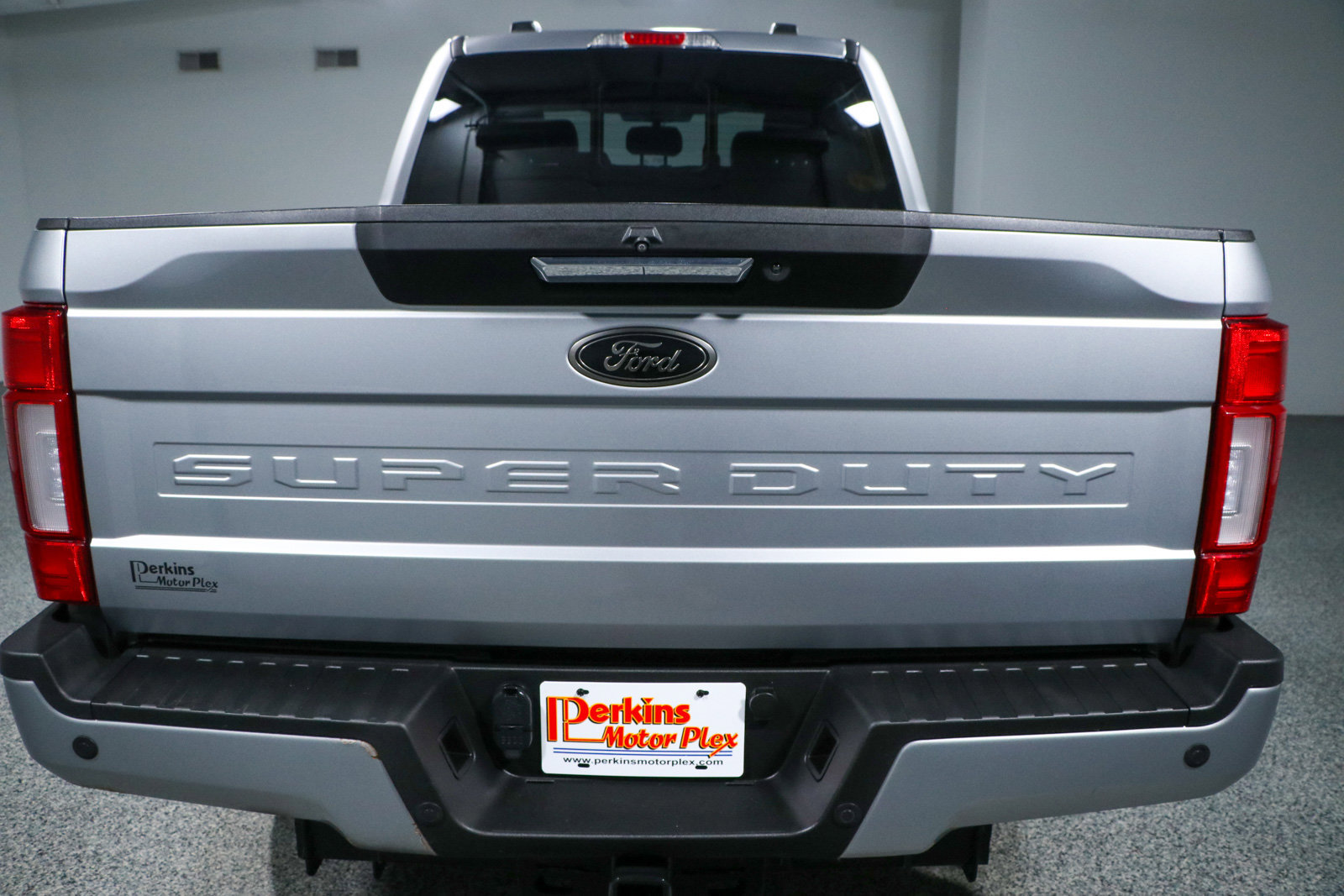 Used 2022 Ford F250 Lariat w/ Black Appearance Package image 8