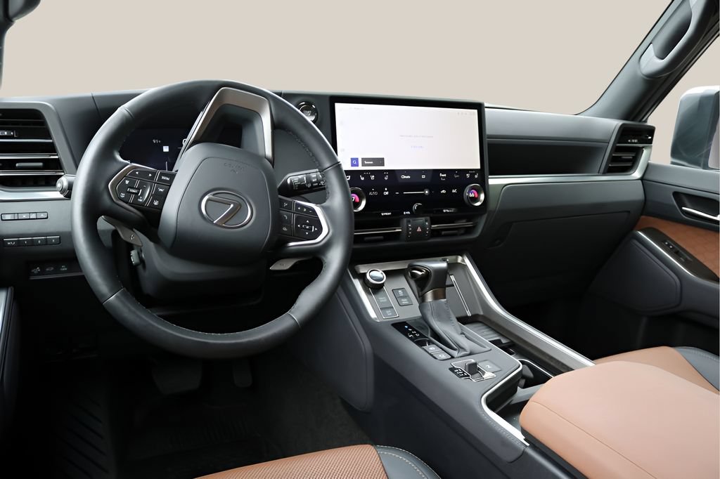Used 2025 Lexus GX 550 w/ Cold Area Package AWD/4WD image 15