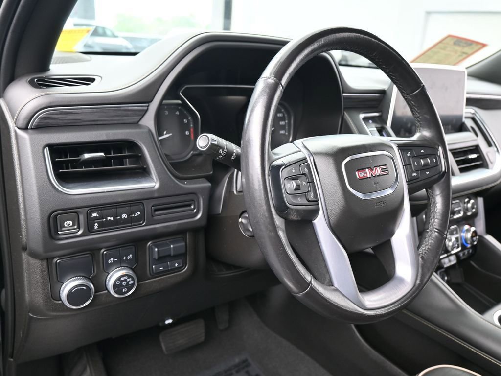 Used 2021 GMC Yukon SLT w/ SLT Luxury Plus Package image 16