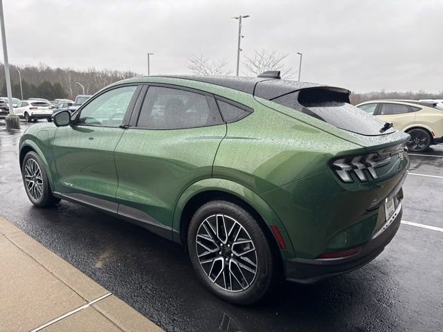 Used 2025 Ford Mustang Mach-E Premium image 5