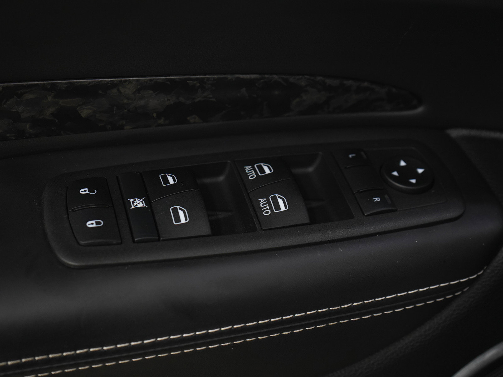 Used 2022 Dodge Durango SRT w/ SRT Interior Appearance Group AWD/4WD image 25