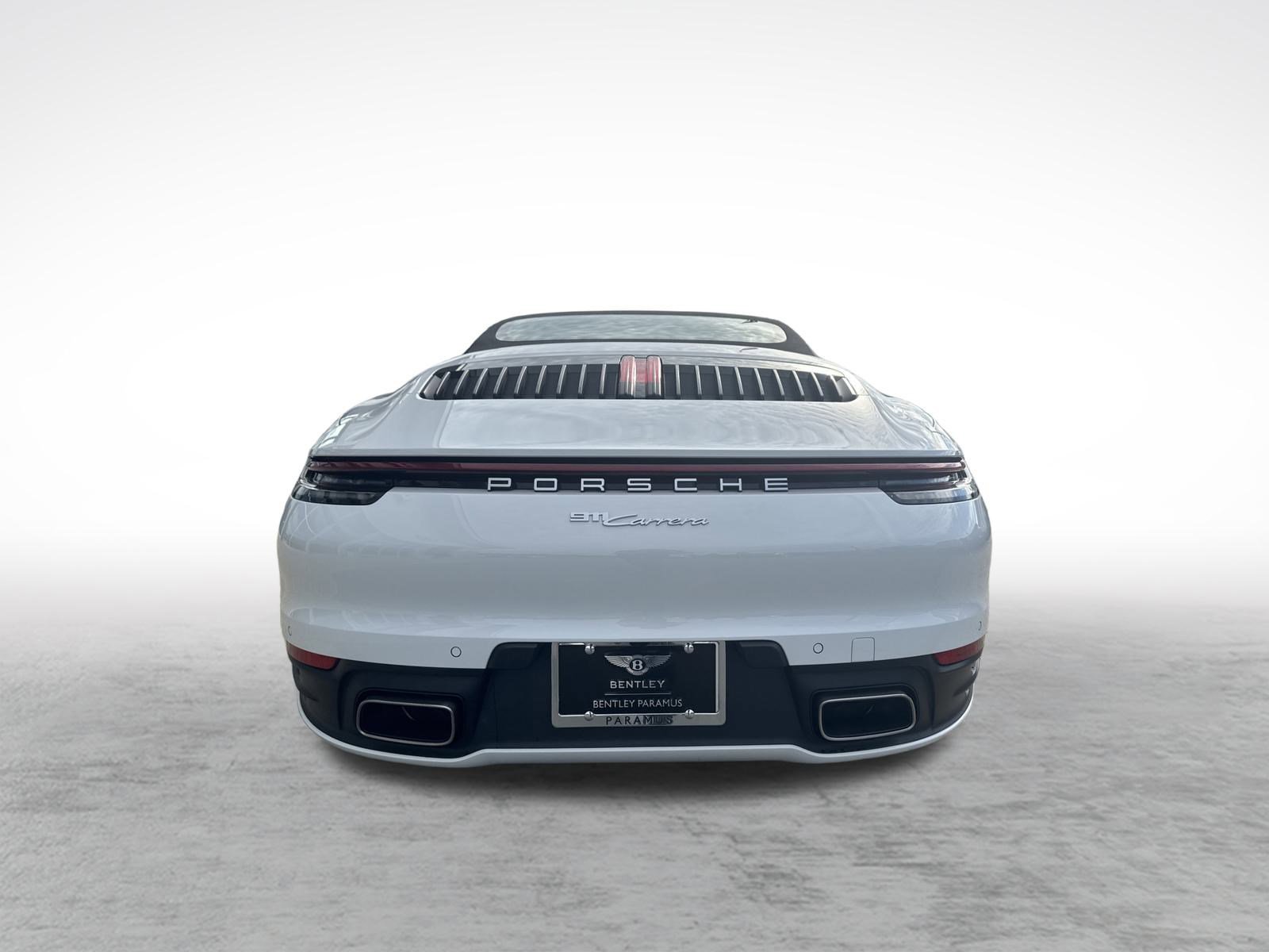 Used 2023 Porsche 911 Carrera image 9